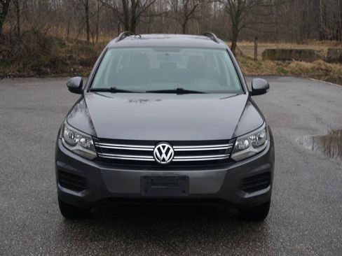 Used 2015 Volkswagen Tiguan S FWD image 7