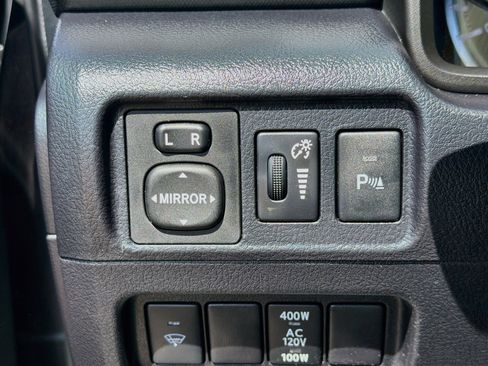 Used 2019 Toyota 4Runner Limited AWD/4WD image 16
