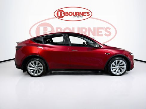 Used 2026 Tesla Model Y AWD image 12