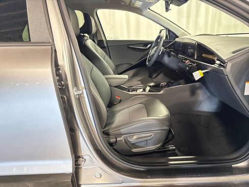 New 2026 Kia Niro Wind w/ Wind Preserve Package FWD image 10