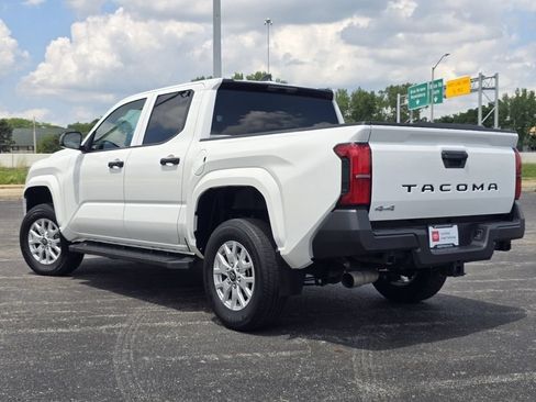 Certified 2024 Toyota Tacoma SR AWD/4WD image 13