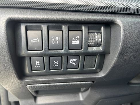 Used 2019 Subaru Forester Limited image 18