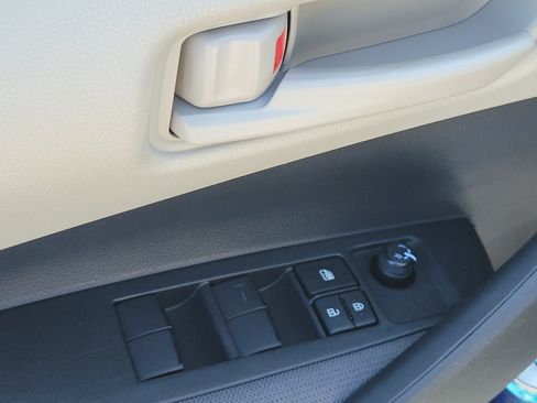 Certified 2024 Toyota Corolla LE FWD image 20