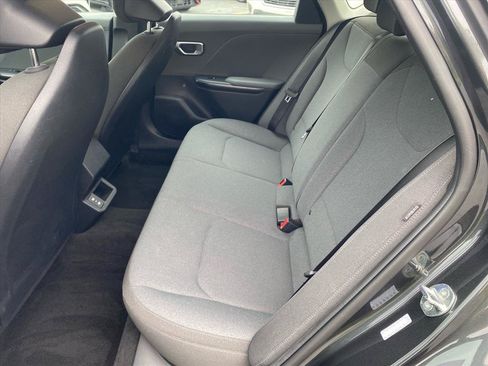 Certified 2025 Kia K4 FWD image 22