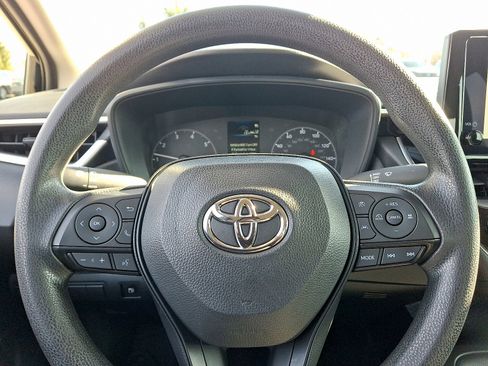 Certified 2024 Toyota Corolla LE image 18