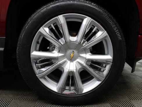 Used 2024 Chevrolet Silverado 1500 High Country w/ High Country Premium Package AWD/4WD image 13