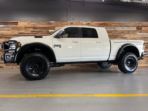 Used 2021 RAM 2500 Limited AWD/4WD image 63