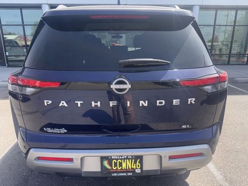 Used 2023 Nissan Pathfinder SL image 6