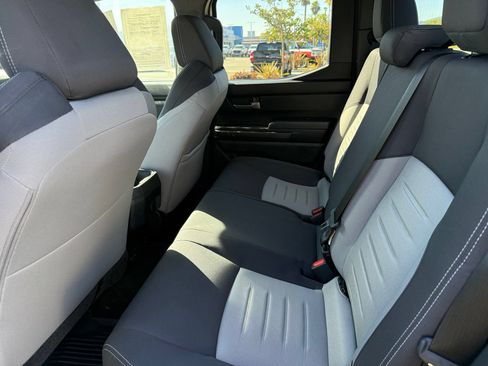 Used 2025 Toyota Tacoma TRD Sport AWD/4WD image 9