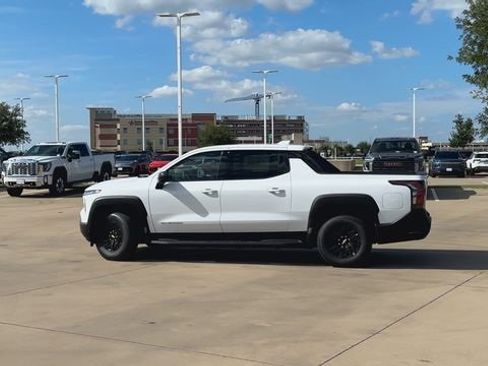 New 2026 Chevrolet Silverado EV LT image 7