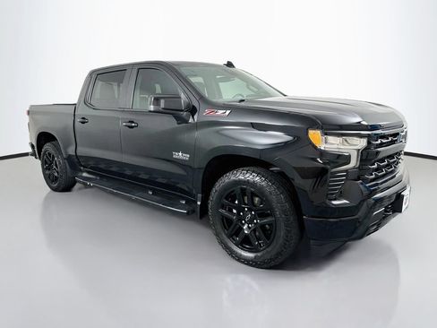 Used 2022 Chevrolet Silverado 1500 RST AWD/4WD image 3