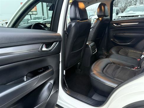 Used 2019 MAZDA CX-5 Touring image 19