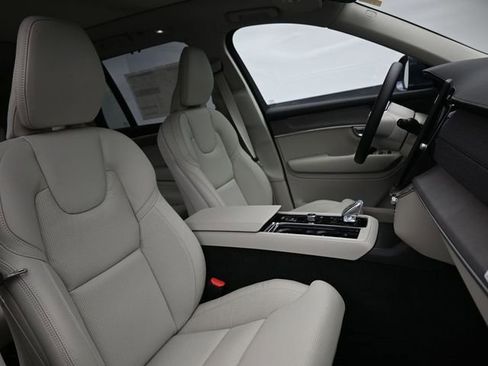 New 2026 Volvo XC90 T8 Ultra w/ Protection Package Premier AWD/4WD image 36