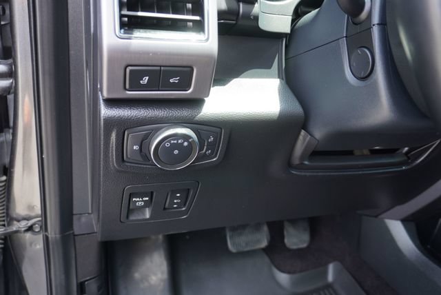 Used 2021 Ford Expedition Platinum AWD/4WD image 29