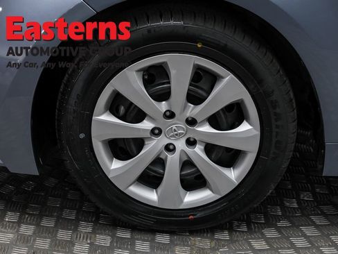 Used 2024 Toyota Corolla LE image 31