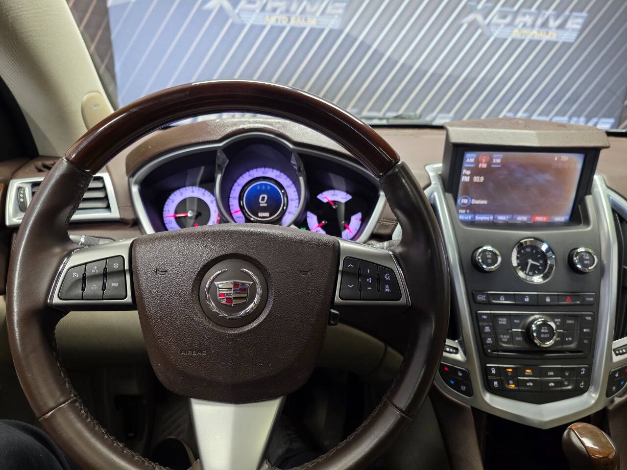Used 2011 Cadillac SRX Premium FWD image 18