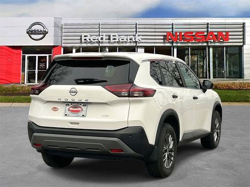 Certified 2023 Nissan Rogue S image 5