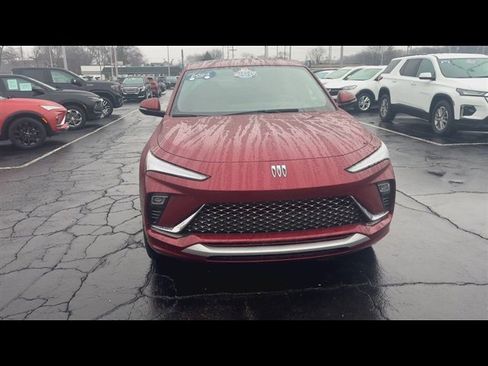 Used 2024 Buick Envista Avenir image 3