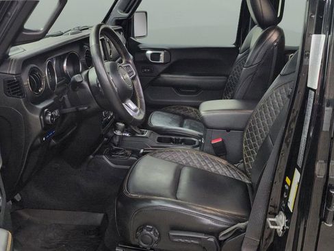 Used 2021 Jeep Wrangler Unlimited Sahara AWD/4WD image 8