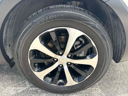 Used 2016 Kia Sorento EX w/ EX Premium Package FWD image 50