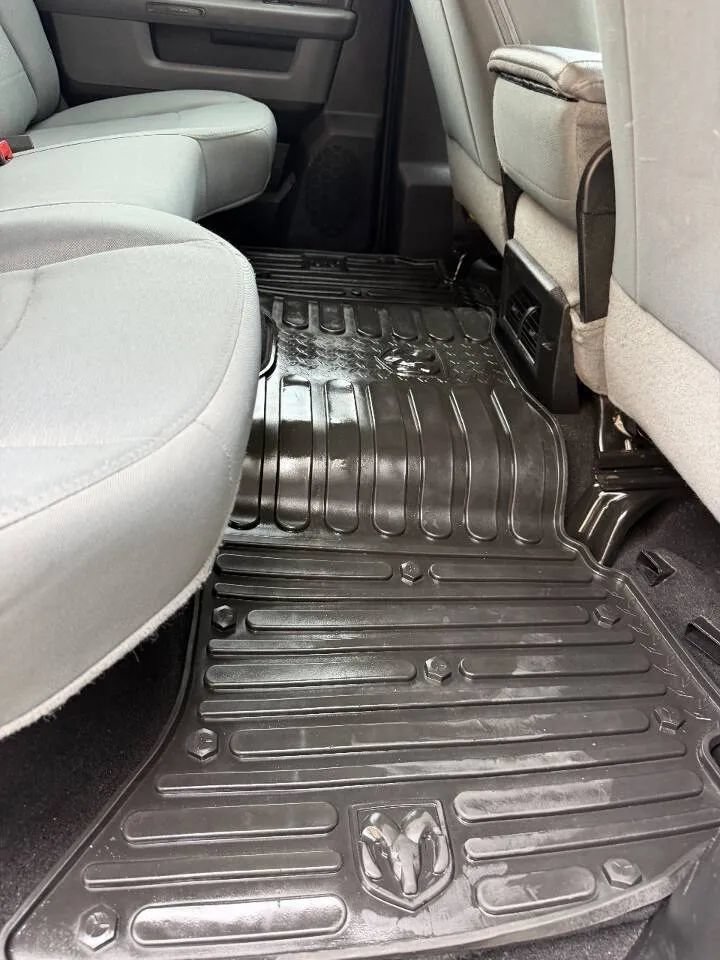 Used 2018 RAM 2500 SLT AWD/4WD image 23