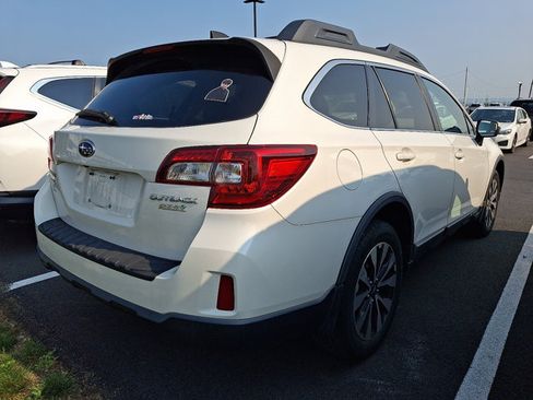 Used 2016 Subaru Outback 2.5i Limited AWD/4WD image 6