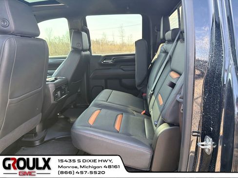 Used 2024 GMC Sierra 3500 AT4 w/ AT4 Premium Plus Package AWD/4WD image 24