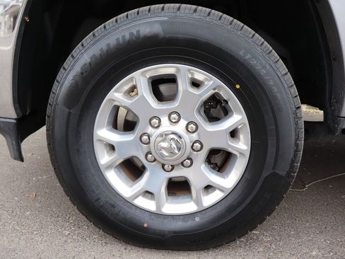 Used 2019 RAM 2500 Laramie image 41