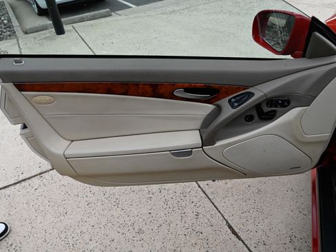 Used 2009 Mercedes-Benz SL 550 image 20
