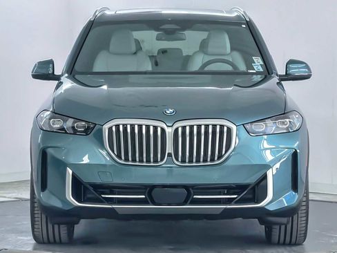 Used 2025 BMW X5 xDrive50e w/ Premium Package image 10