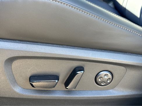 Used 2026 INFINITI QX60 Sport image 19