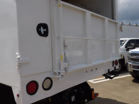 Used 2023 Ford F650 2WD Regular Cab Super Duty image 7