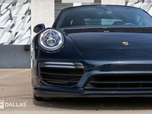 Used 2018 Porsche 911 Turbo S image 4