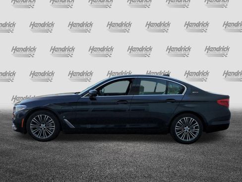 Used 2019 BMW 530e w/ Convenience Package image 7