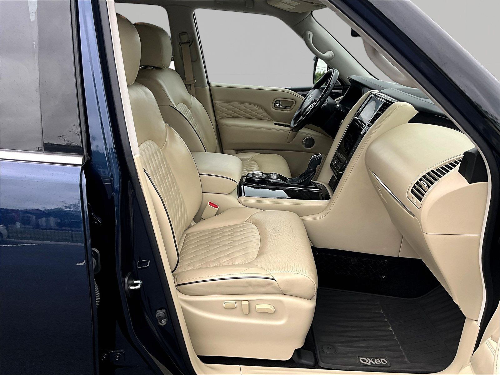 Used 2020 INFINITI QX80 Luxe w/ Sensory Package AWD/4WD image 30