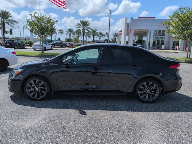 Certified 2025 Toyota Corolla SE FWD image 7