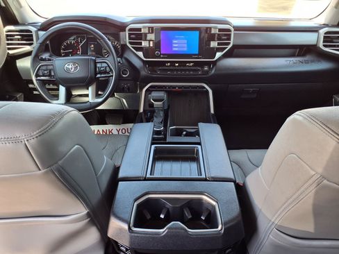 Used 2022 Toyota Tundra SR5 w/ SR5 Premium Package RWD image 19