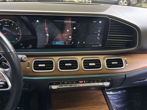 Used 2023 Mercedes-Benz GLE 450 4MATIC w/ AMG Line Exterior image 16