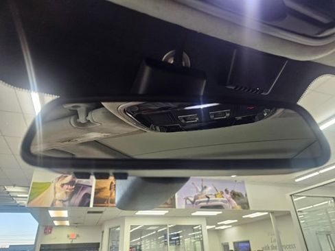 Used 2015 Land Rover Range Rover Autobiography image 31