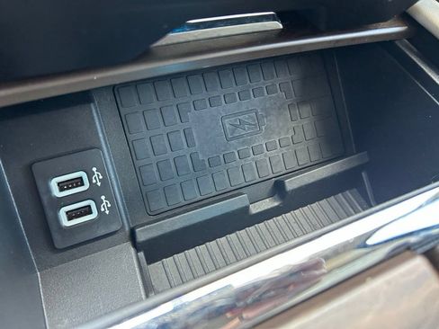 Used 2019 Ford Expedition Max Platinum AWD/4WD image 43