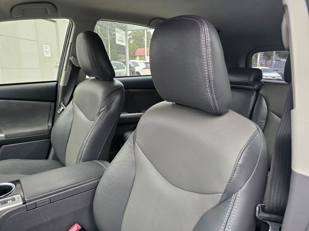 Used 2012 Toyota Prius V Three FWD image 20
