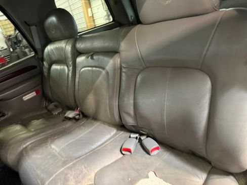 Used 2002 Cadillac Escalade AWD image 36