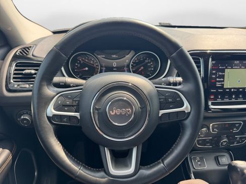 Used 2018 Jeep Compass Limited w/ Navigation Group FWD image 10
