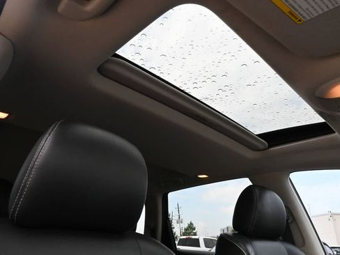 Used 2019 INFINITI QX60 Luxe w/ Essential Package FWD image 24