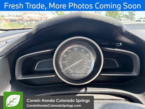 Used 2014 MAZDA MAZDA3 i SV FWD image 9