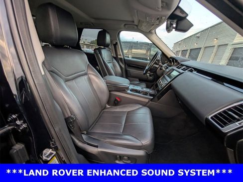 Used 2019 Land Rover Discovery SE image 15