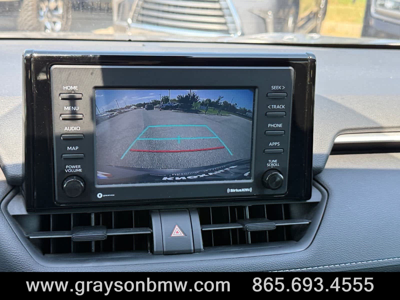Used 2021 Toyota RAV4 LE AWD/4WD image 28