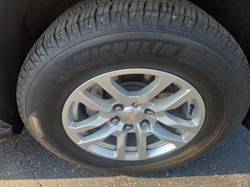 Used 2021 Chevrolet Tahoe LT AWD/4WD image 8