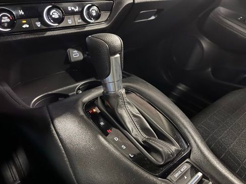 Used 2024 Honda HR-V LX image 25