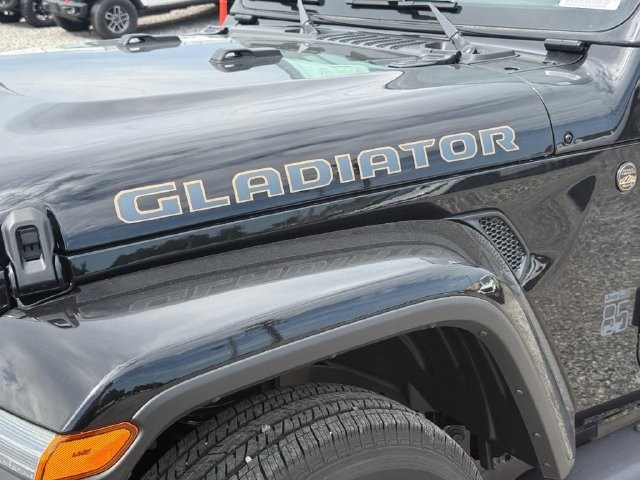 New 2026 Jeep Gladiator Sport AWD/4WD image 8